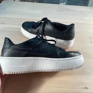 Nike Air Force Sage Low in Black